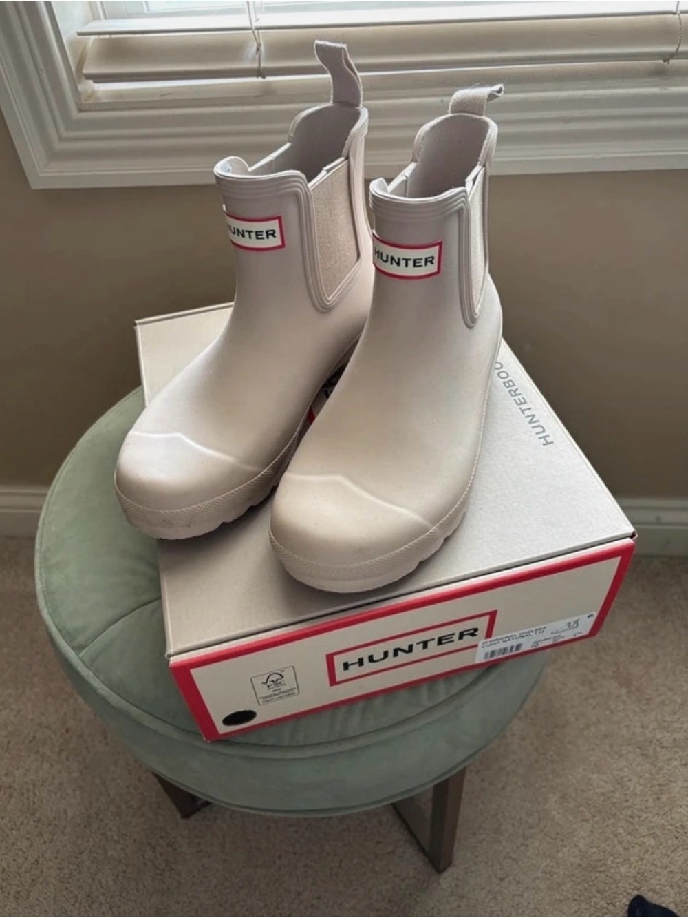 Hunter Women’s Chelsea Short Rain Boots in Light Beige LN size 7
